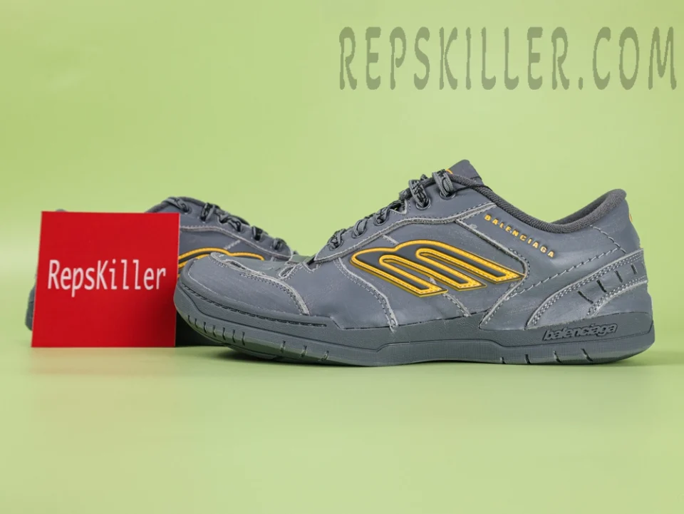 Balenciaga Hamptons Worn-out Sneaker in Grey/Yellow