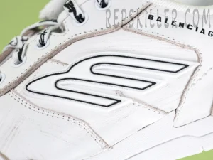 Balenciaga Hamptons Worn-out Sneaker in White10