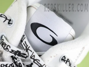 Balenciaga Hamptons Worn-out Sneaker in White11