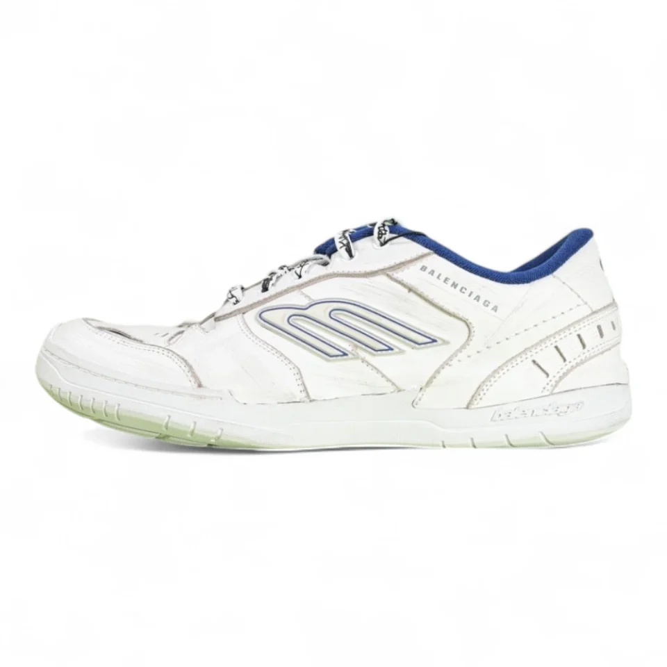 Balenciaga Hamptons Worn-out Sneaker in White/dark Blue/Grey