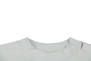Neckline