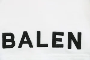 Balenciaga Split Logo Embroidered Shorts1.jpeg