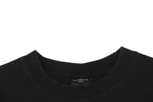 Neckline