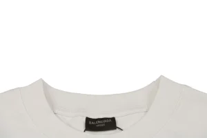 Neckline