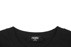Neckline