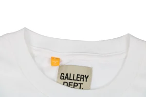 Neckline