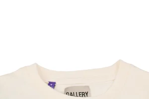 Neckline