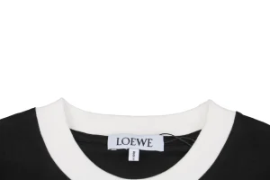 Neckline