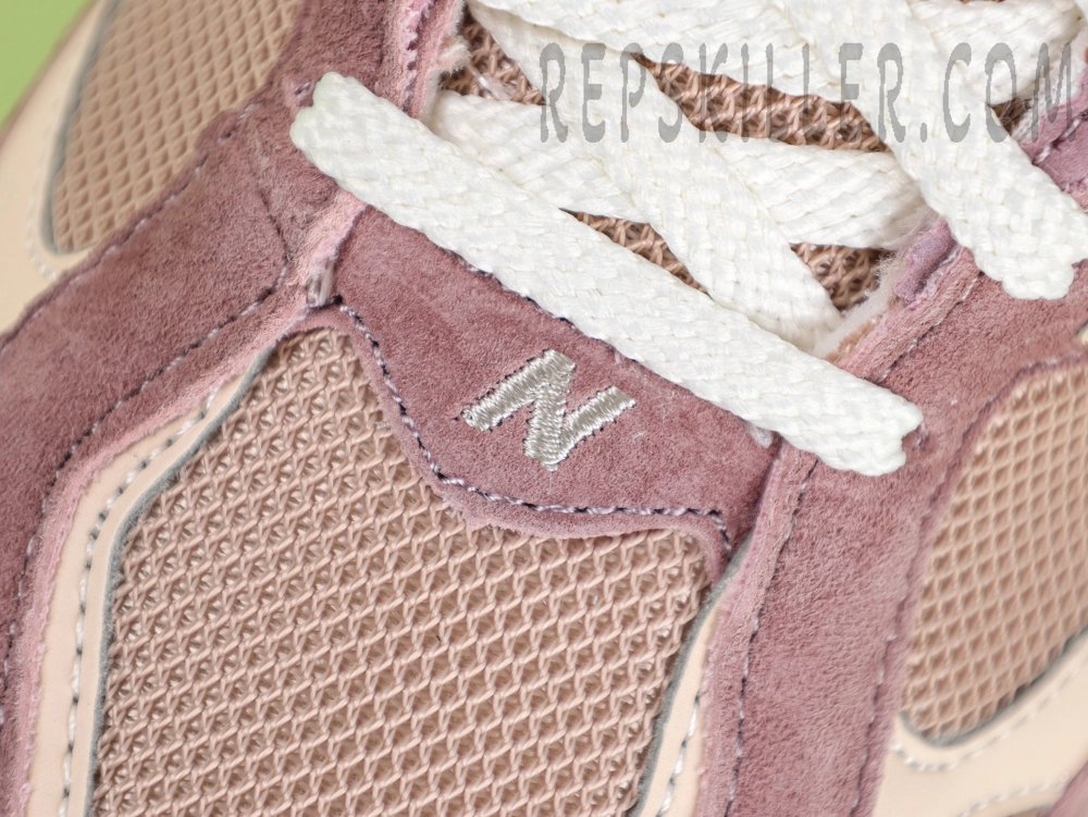 New Balance 9060 ‘Sparrow’
