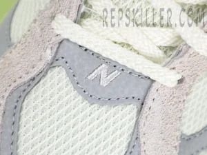 New Balance 9060 “Moonbeam Sea Salt”9