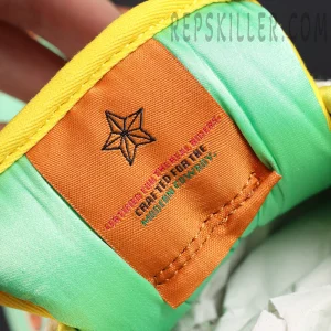 Nike Dunk Low SB ‘Rodeo’ inside tongue label with stitched star icon and slogan “Crafted for the modern cowboy.”
