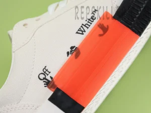 OFF-WHITE Vulc Low Canvas White Green11