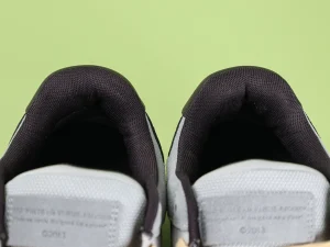 Off-White Out of Office Low 'Light Grey Anthracite'12