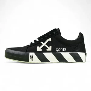 Off-White Vulc Low Top 'Black'