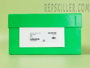 Shoe box