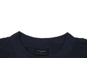 Neckline