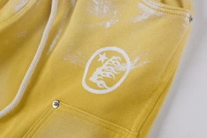 Hellstar Studios Yellow Bleach-Dyed Cargo Shorts3