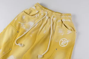 Hellstar Studios Yellow Bleach-Dyed Cargo Shorts4