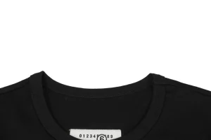 Neckline