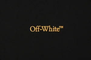 Off-White Measuring Tape Arrow Print Hoodie9.jpeg