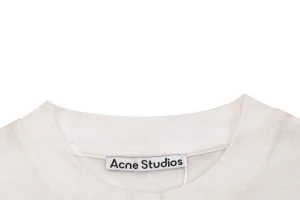 Neckline