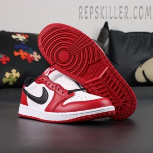 Air Jordan 1 Retro Low OG 'Chicago' 2025
