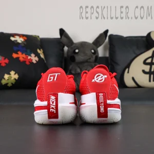 Air Zoom GT Cut TB ‘University Red’ – back view displaying GT and BEYOND heel branding.