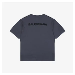 Balenciaga Painted Effect Paris Logo Embroidered T-Shirt7.jpeg