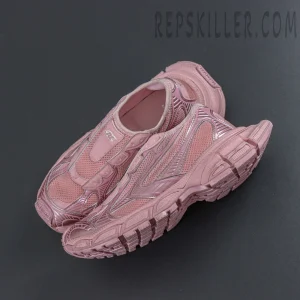 Balenciaga Runner Sneaker in Rose Pink