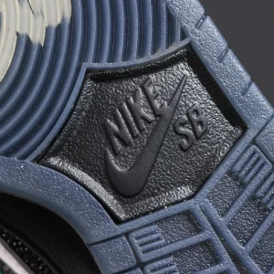 Close-up of Nike SB branding on translucent blue outsole of Bronx Girls Skate x Dunk Low SB ‘Mel & Kava’