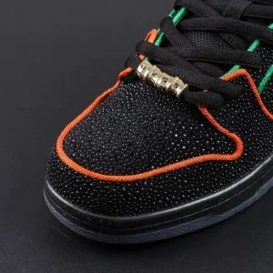 Bronx Girls Skate x Dunk Low SB ‘Mel & Kava’ front toe detail showing textured upper and orange piping