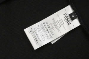 logo tag