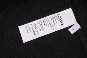 L Wool Embroidered Logo Crewneck Sweater10.jpeg