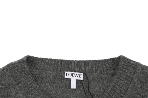 L Wool Embroidered Logo Crewneck Sweater Neckline