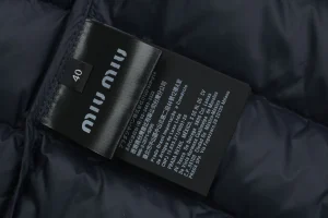 MM Down Puffer Vest Wash tag