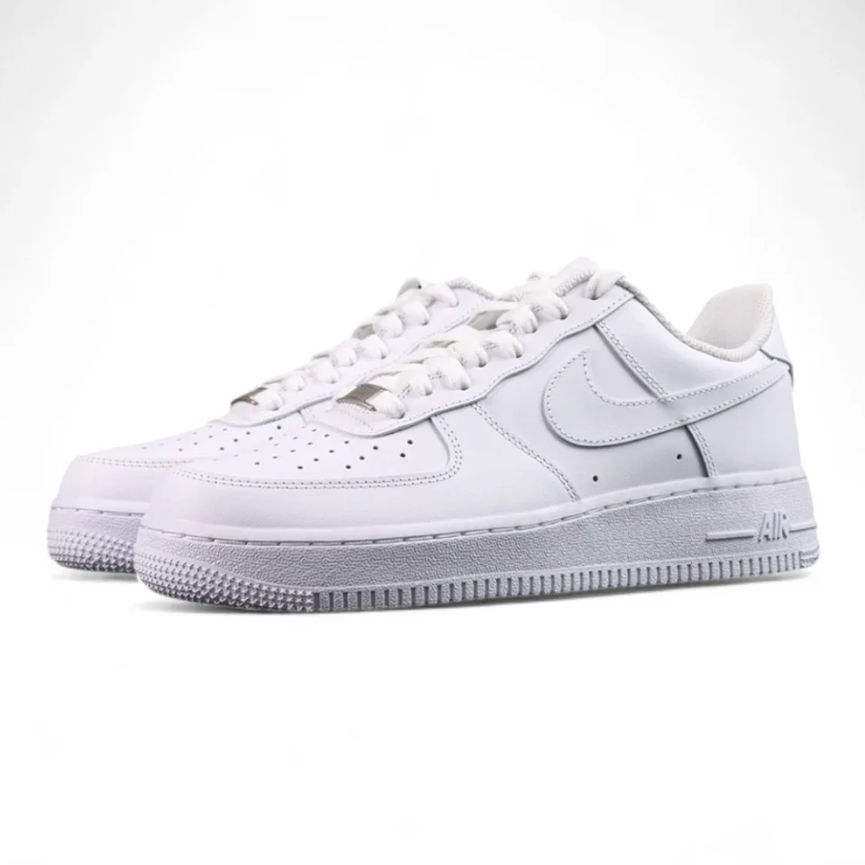 Nike Air Force 1 ’07 ‘Triple White’
