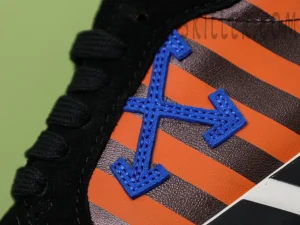 Shoe side Logo