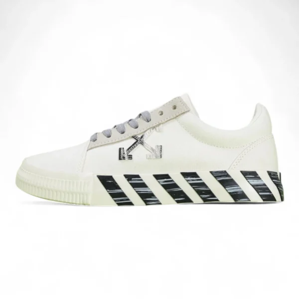 Off-White Wmns Vulc Sneaker 'White Black'