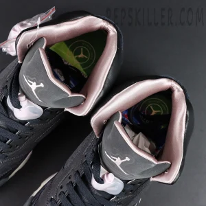 Paris Saint-Germain x Air Jordan 5 Retro ‘Off Noir’ – Close-up of padded collar with soft pink satin lining and grey Jumpman tongue embroidery