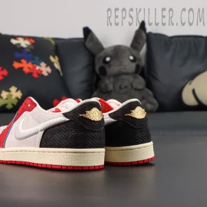 Trophy Room x Air Jordan 1 Retro Low OG SP 'Rookie Card - Home' Heels