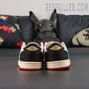 Trophy Room x Air Jordan 1 Retro Low OG SP 'Rookie Card - Home' Heels