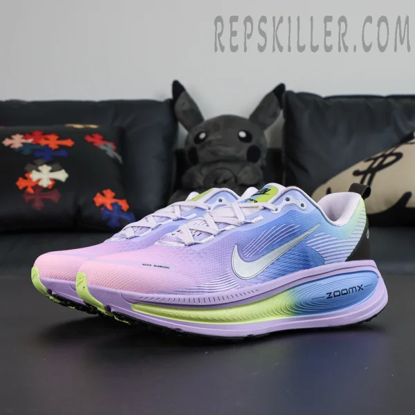 Nike Vomero 18 SE ‘Mood Ring Pack’ lateral view with blue-lime ZoomX foam and dynamic mesh fade