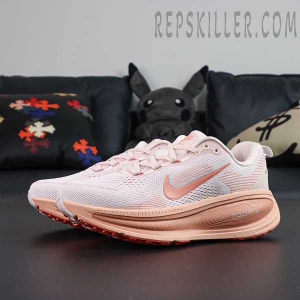 Wmns Vomero 18 'Light Soft Pink'