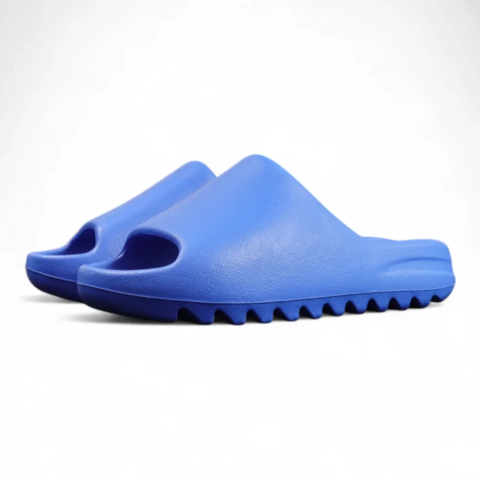 Yeezy Slides ‘Azure’ Replica