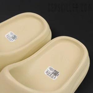 Yeezy Slides 'Bone' 2022 Replica