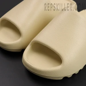 Yeezy Slides 'Bone' 2022 Replica
