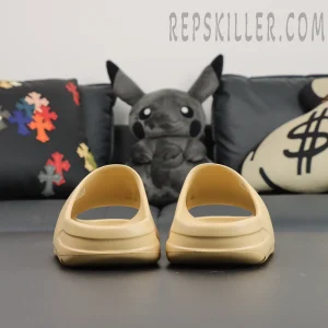 Yeezy Slides ‘Desert Sand’ Rear View Shows the stable heel structure for supportive comfort.
