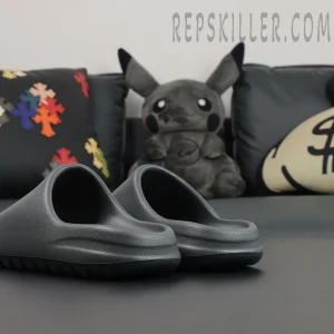 Yeezy Slides ‘Slate Grey’ Replica