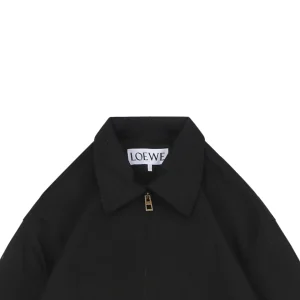 L Rear Logo Patch Pleated Jacket