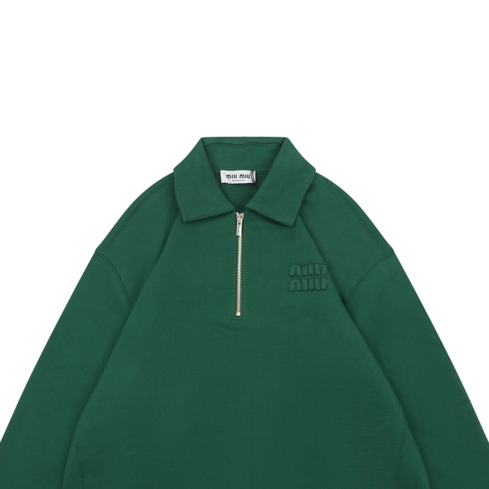 MM Embroidered Half-Zip Sweatshirt Green